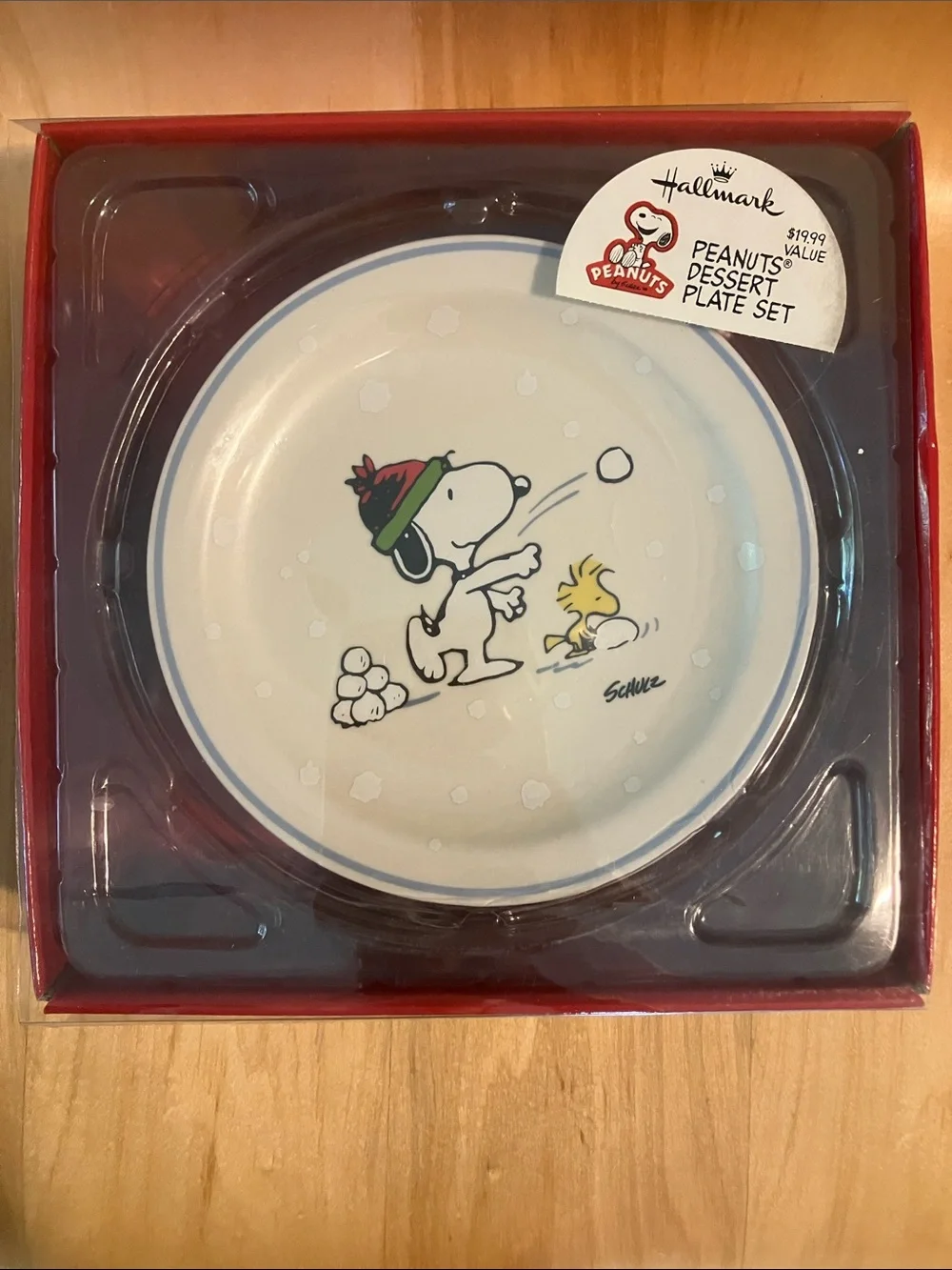 Hallmark Peanuts Porcelain Dessert Plate Set - 4 Winter Scenes